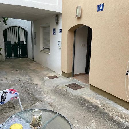 Zadar Beach Apartment ภายนอก รูปภาพ
